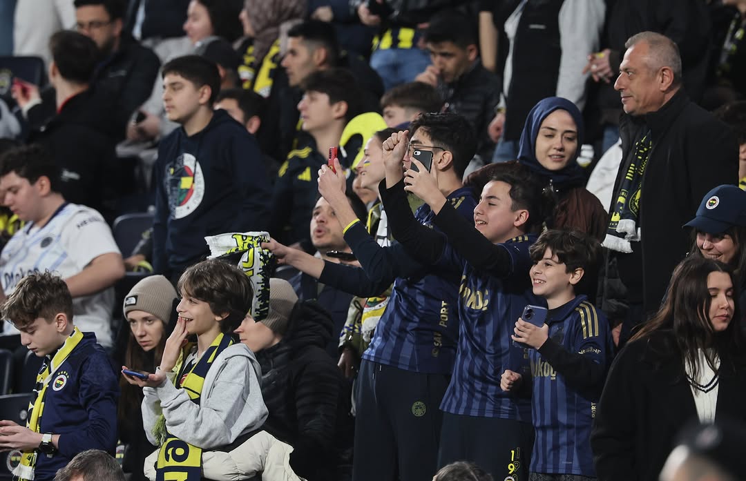 Fenerbahçe Taraftarlarına Ücretsiz Bilet Fırsatı!